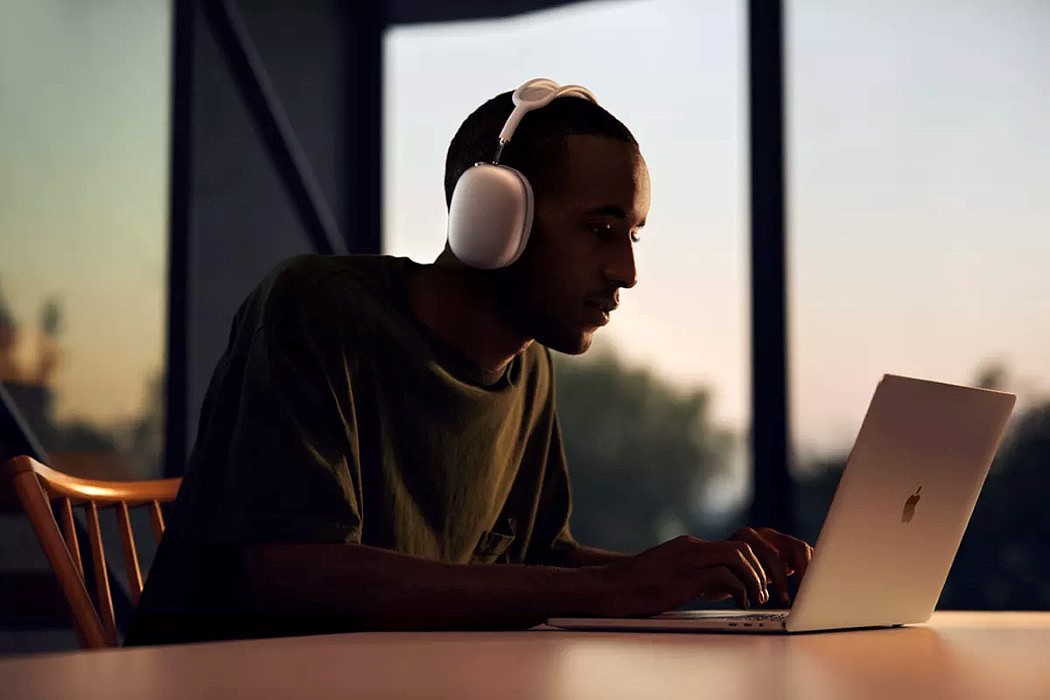 AirPods Max，Apple Inc，headset，