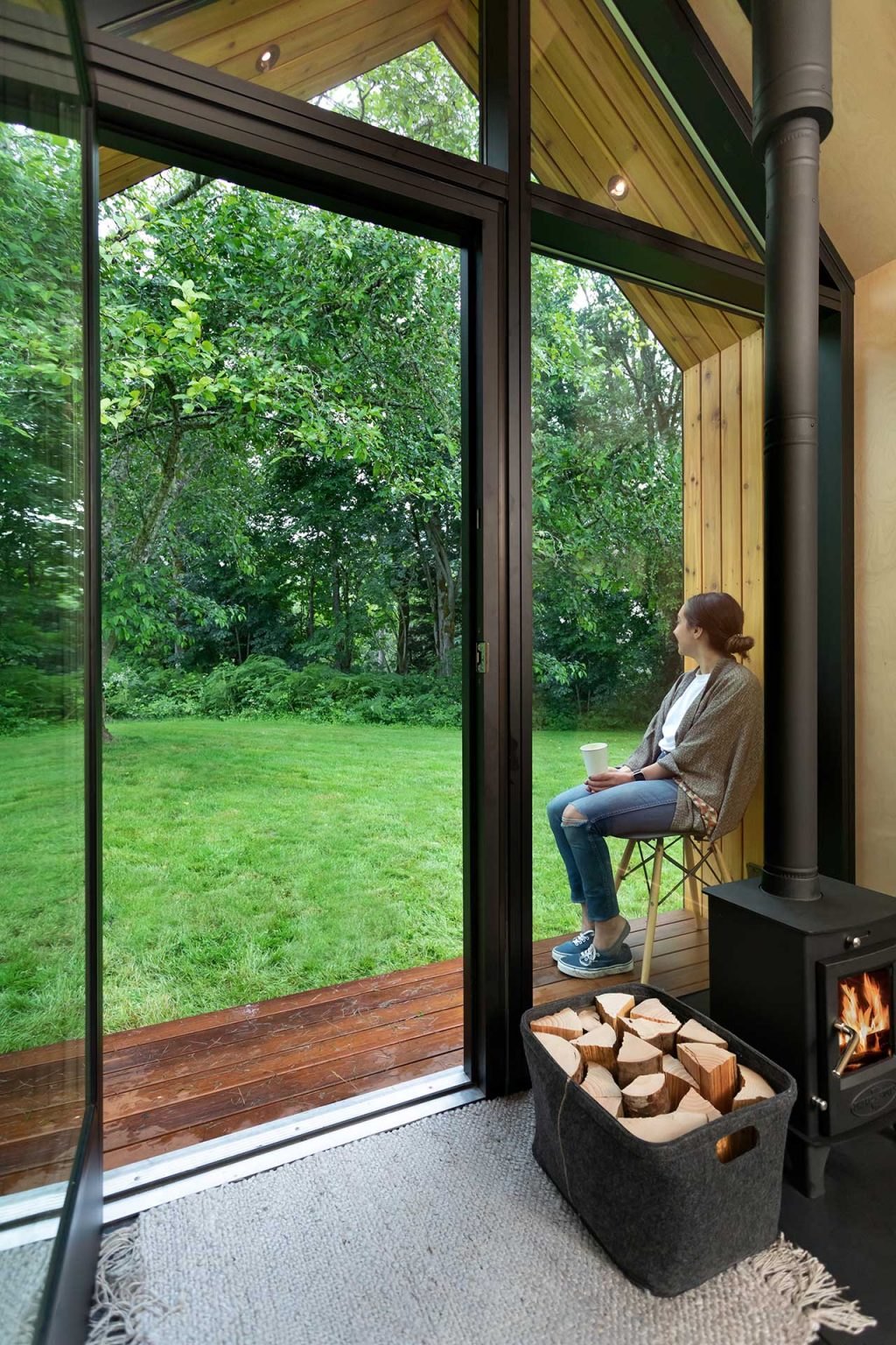 Modern Shed，Backyard shed，Portable house，With wheels，