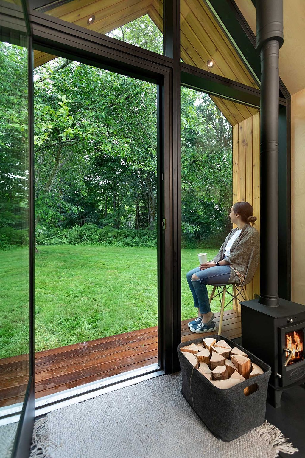 Modern Shed，Backyard shed，Portable house，With wheels，