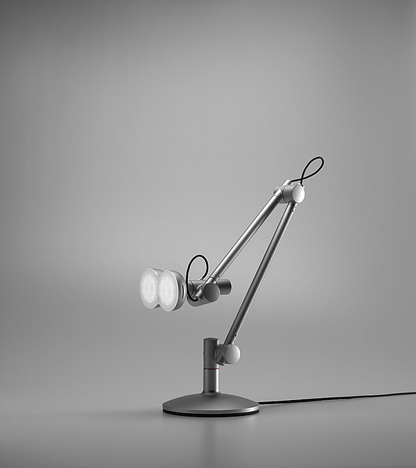Non high tech，Humanoid robot，inspiration，Lobot table lamp，
