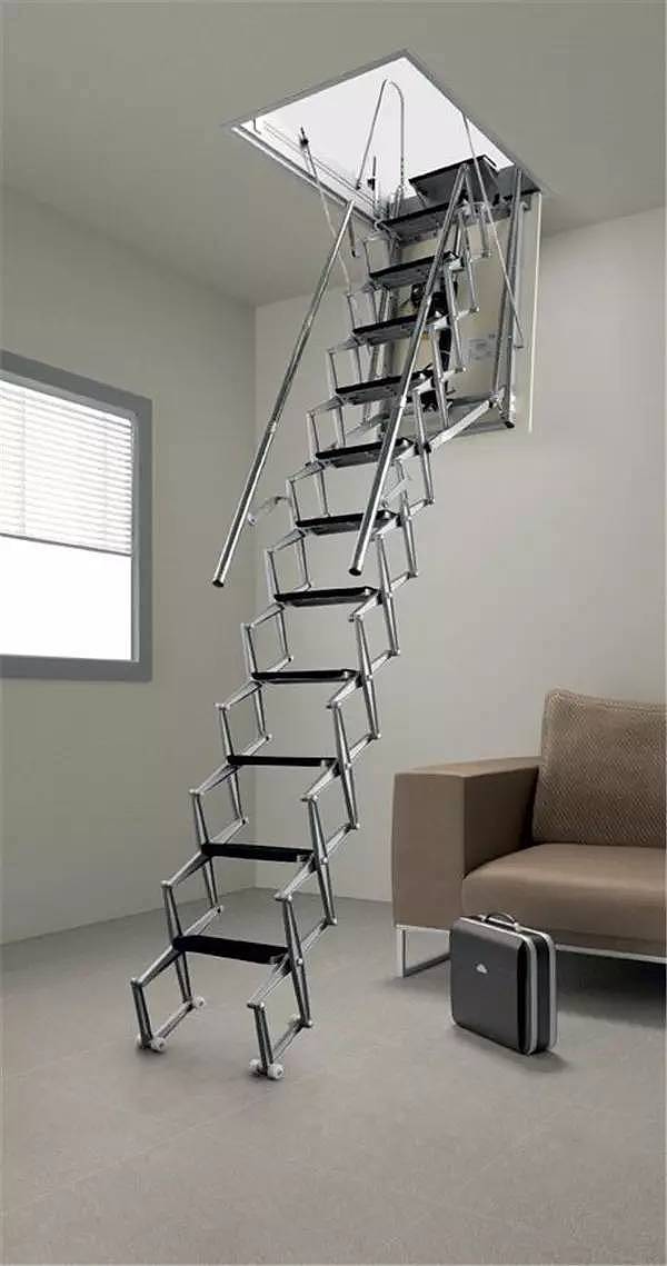 Interior design，Attic stairs，Space utilization，Material matching，