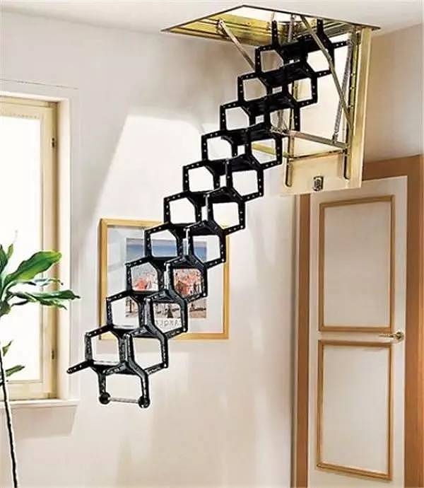 Interior design，Attic stairs，Space utilization，Material matching，