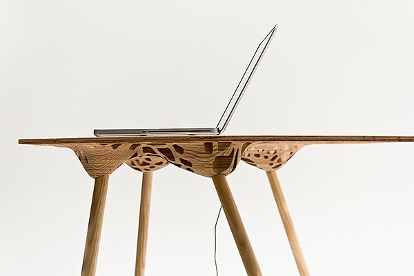 Table，Office Supplies，industrial design，innovate，woodiness，