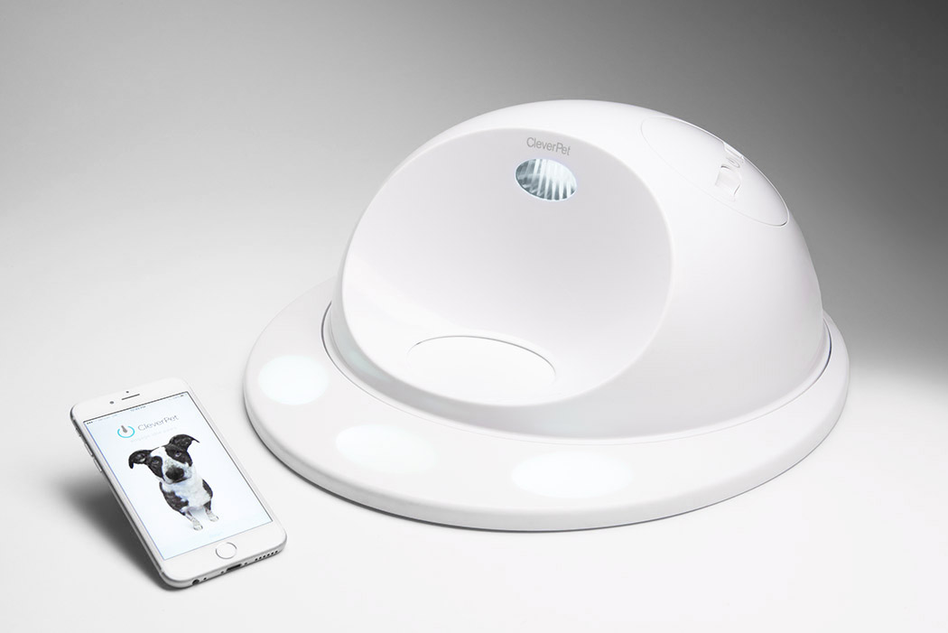 automatic pet feeder ，Interactive game console，Pet feeding，Pet toys，