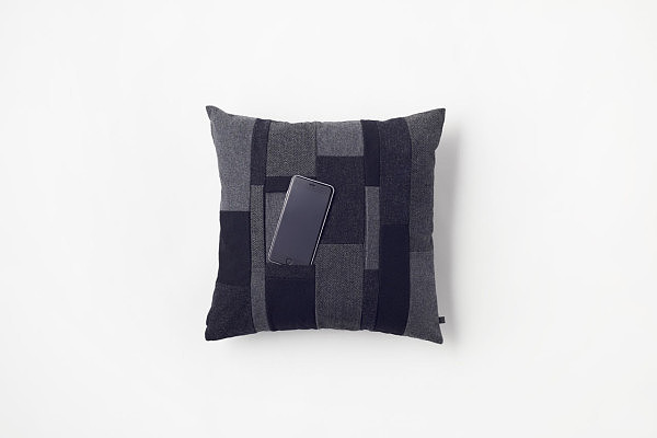 Pillow，mobile phone，pad，Simplicity，practical，