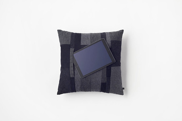 Pillow，mobile phone，pad，Simplicity，practical，