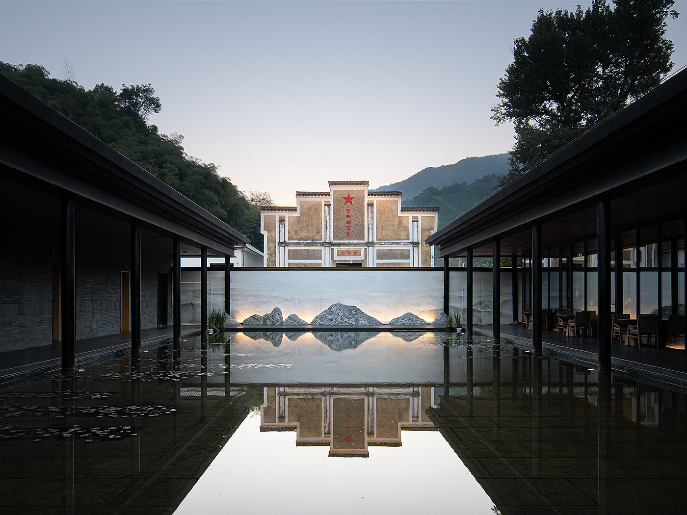 hotel，on vacation，mountain，