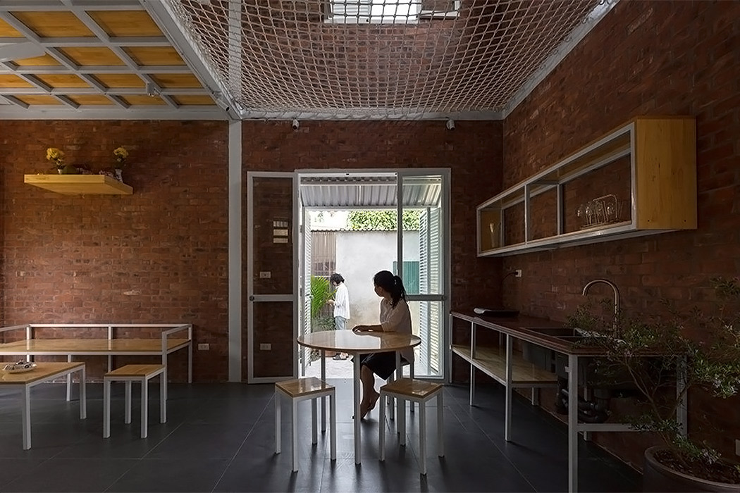 house，steel structure，disaster，