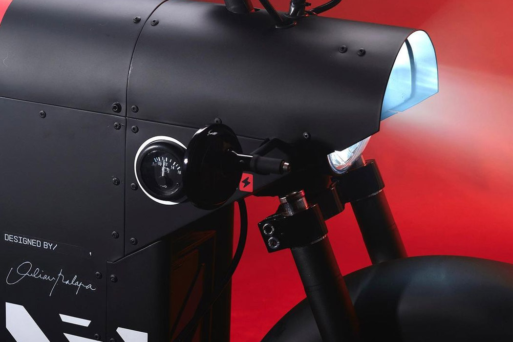 Electric vehicle，motorcycle，Japan，