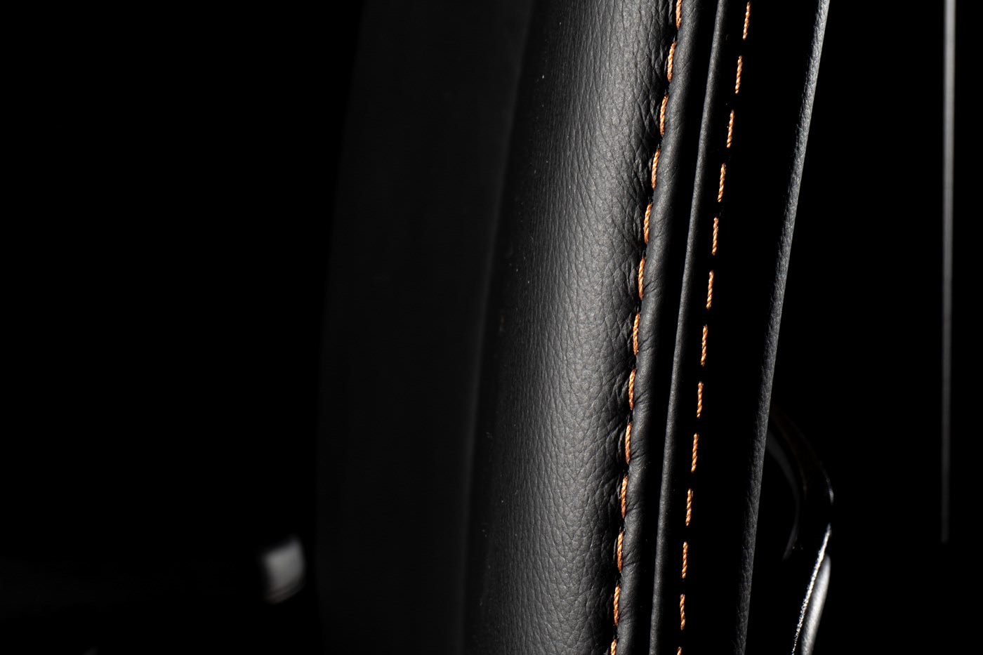 chair，Swivel chair，to work in an office，