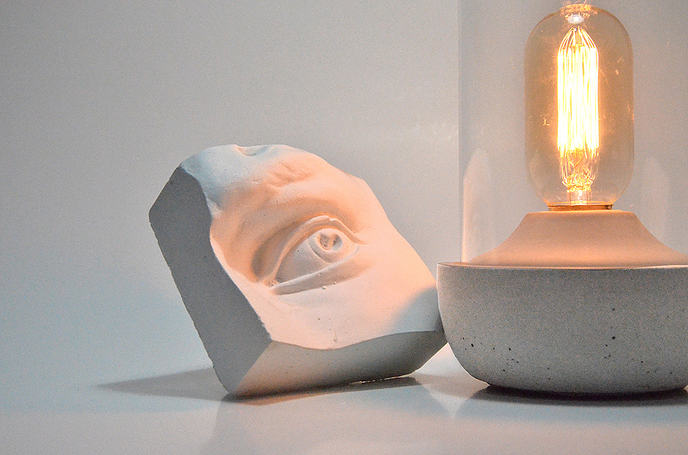 Several degrees of gray，greenhouse，desk lamp，20°c，