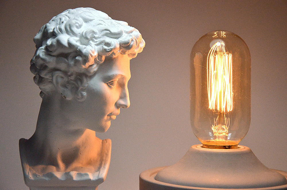 Several degrees of gray，greenhouse，desk lamp，20°c，