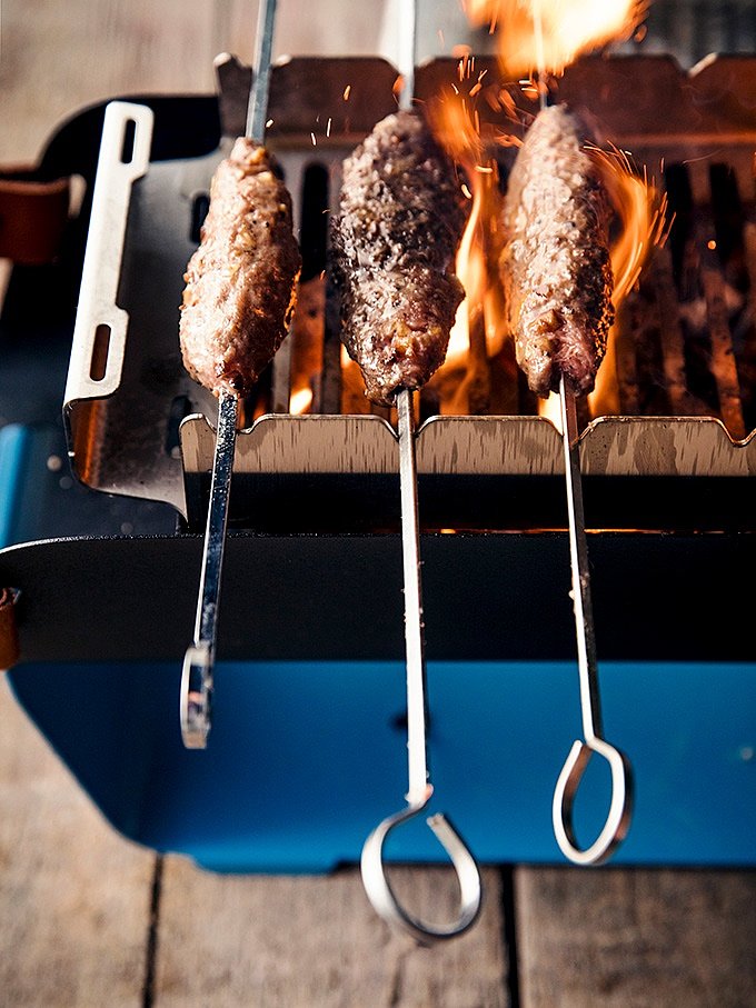portable，Barbecue rack，Simple assembly，Easy to clean，Good storage，