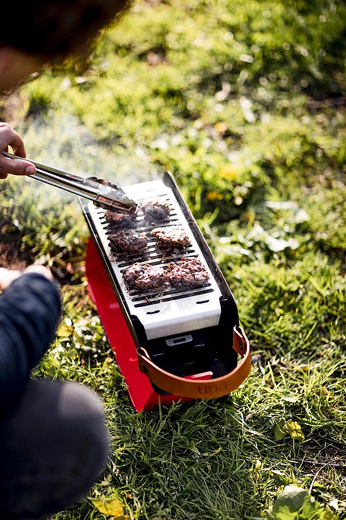 portable，Barbecue rack，Simple assembly，Easy to clean，Good storage，
