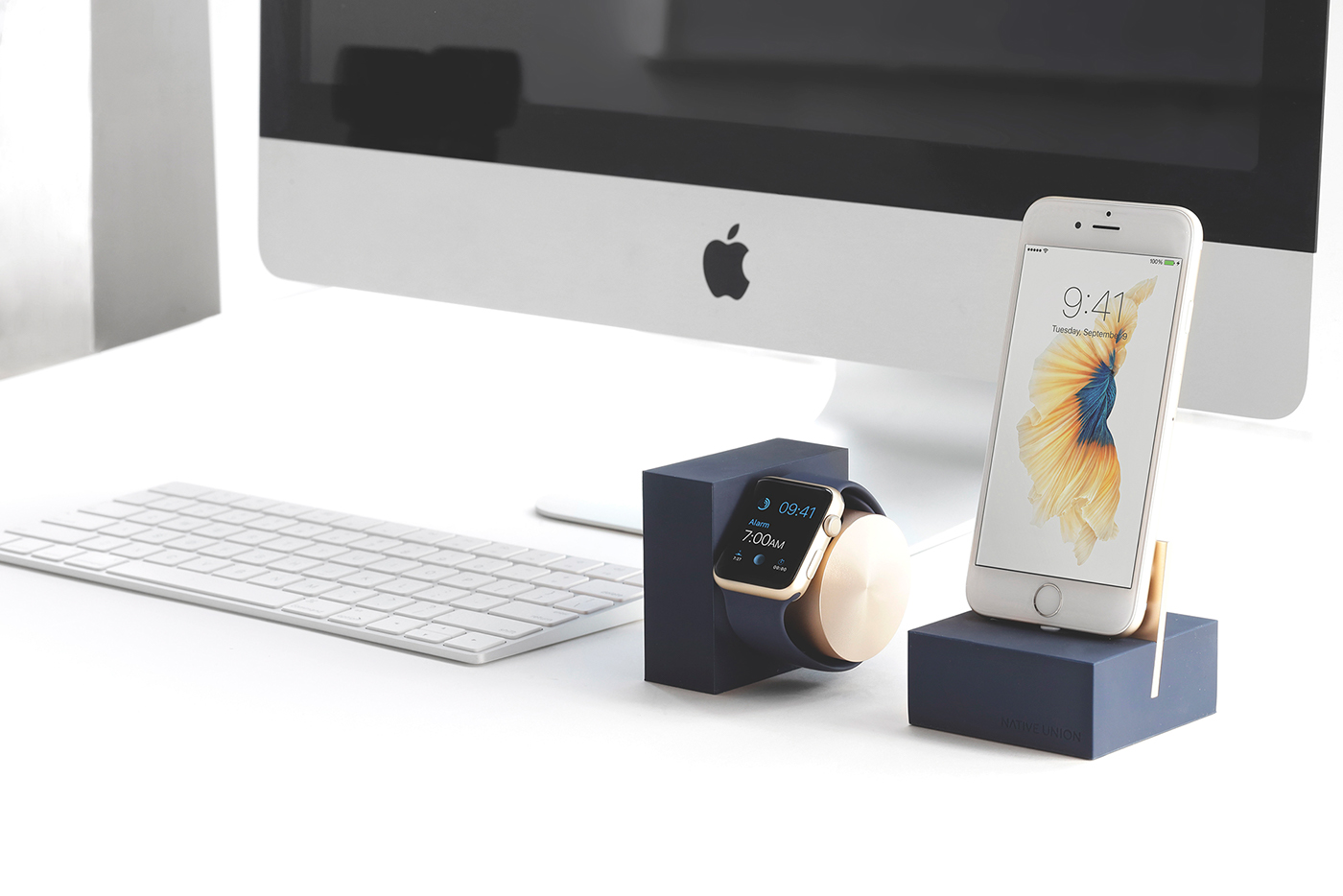 Apple device，Charging base，dock，Mobile Accessories，Visual enjoyment，