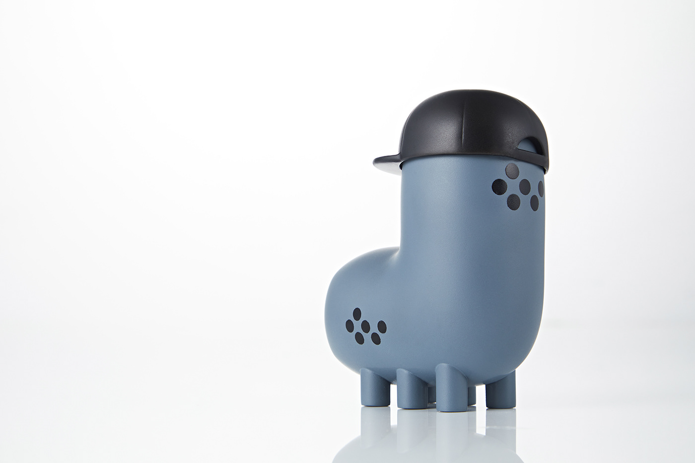 Twentycents，Sneaky，doll，product design，