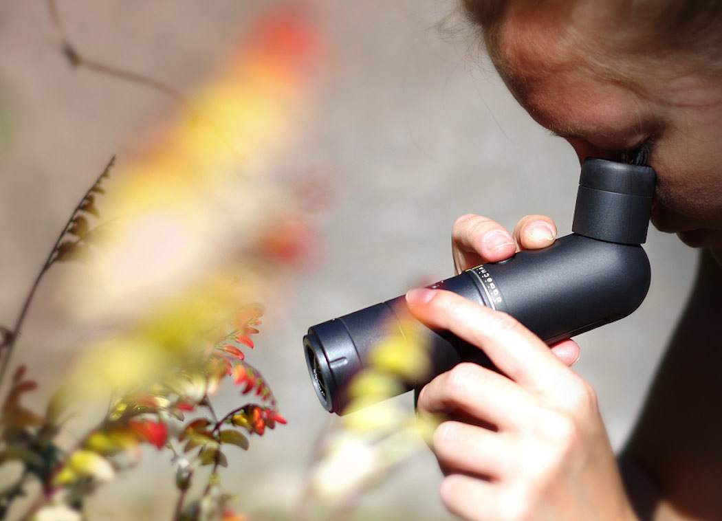 Microscope，portable，Led illuminates the observation plane，Populization，Connect smart devices，