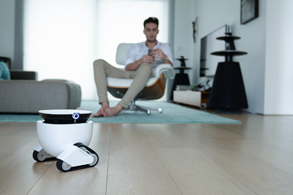 roboming，intelligence，robot，HD camera，