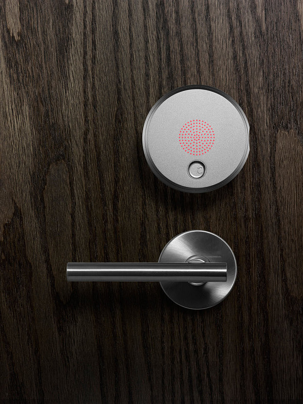 intelligence，Door lock，Mobile phone key，august，