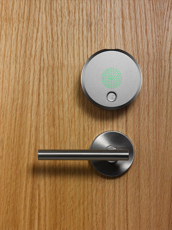 intelligence，Door lock，Mobile phone key，august，