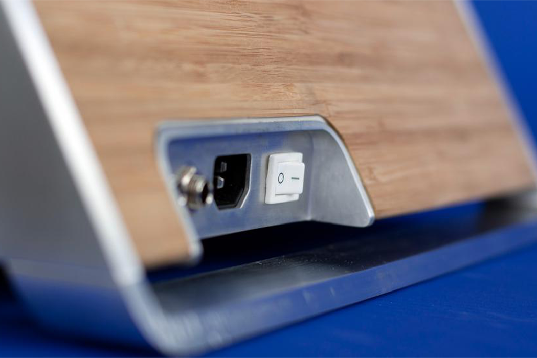 speaker，Prism like frame，Glass，