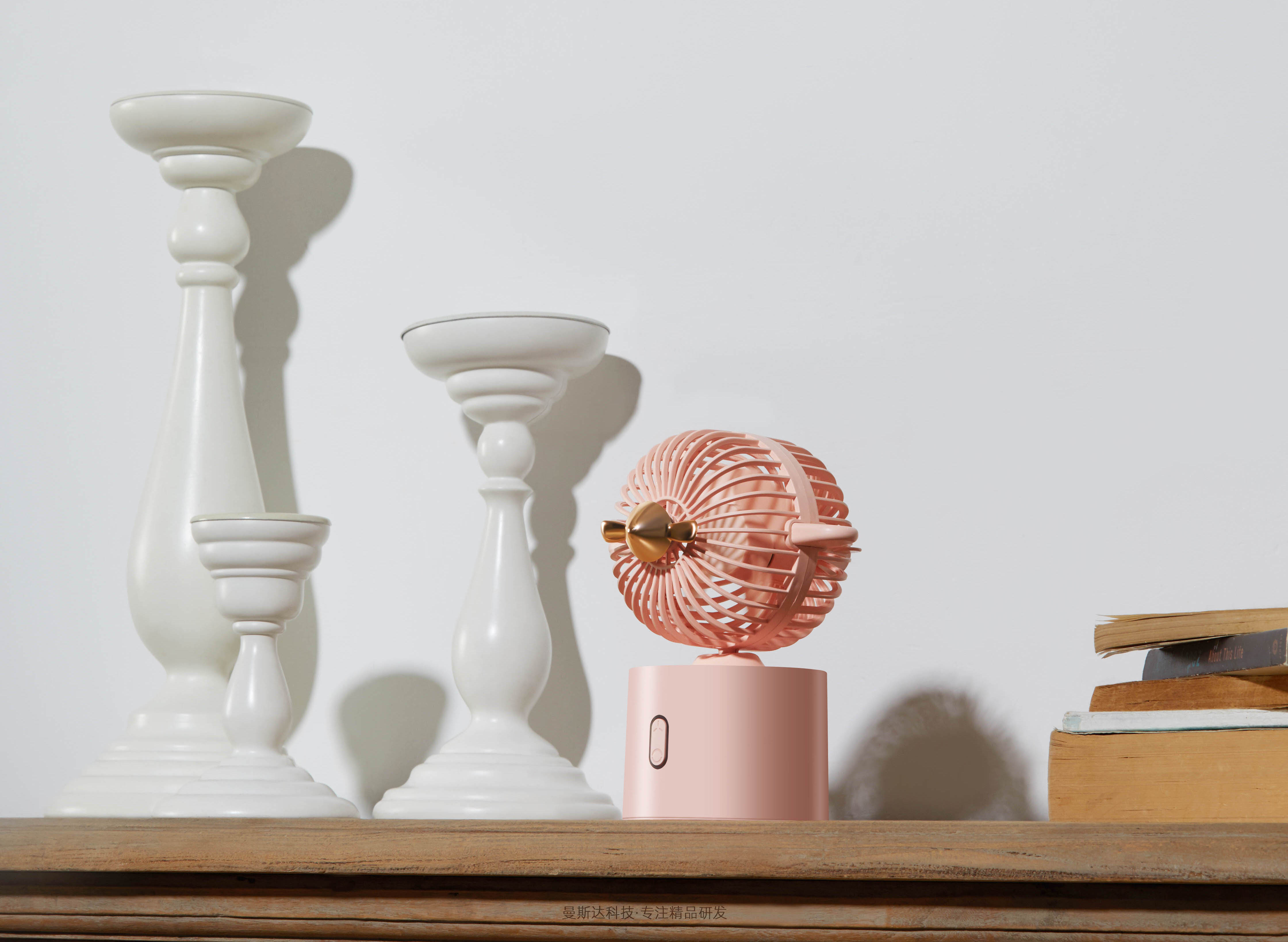 Desktop small fan，Small fan，Intelligent hardware，small home appliances，Mini fan，