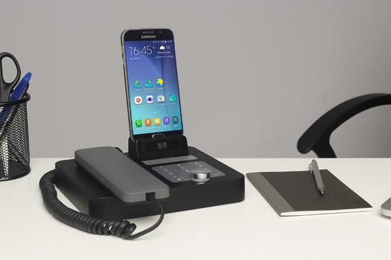 mobile phone，Landline，Electronics，science and technology，