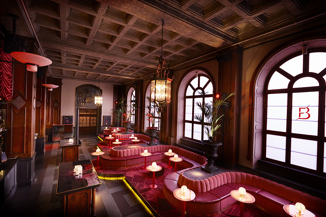 bar，gules，enthusiasm，romantic，Decoration style，