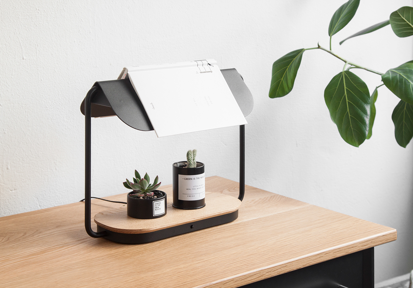 black，floodlight，Desktop furnishings，cozy，Metal，