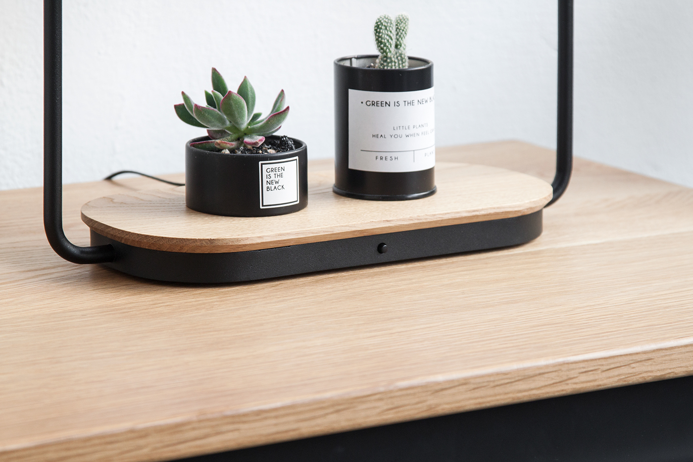 black，floodlight，Desktop furnishings，cozy，Metal，