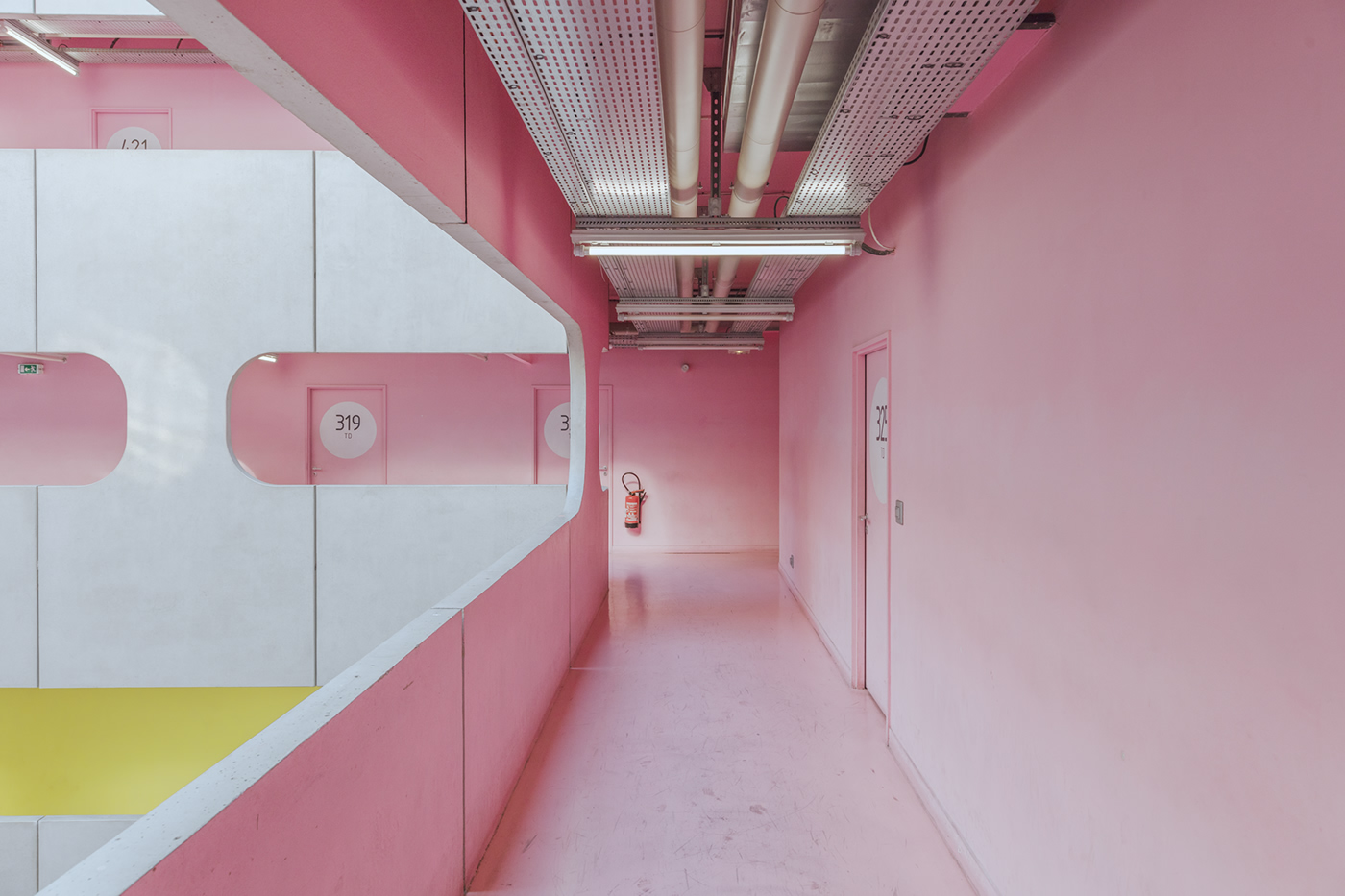 University dormitory，Rich color，Interior architecture，