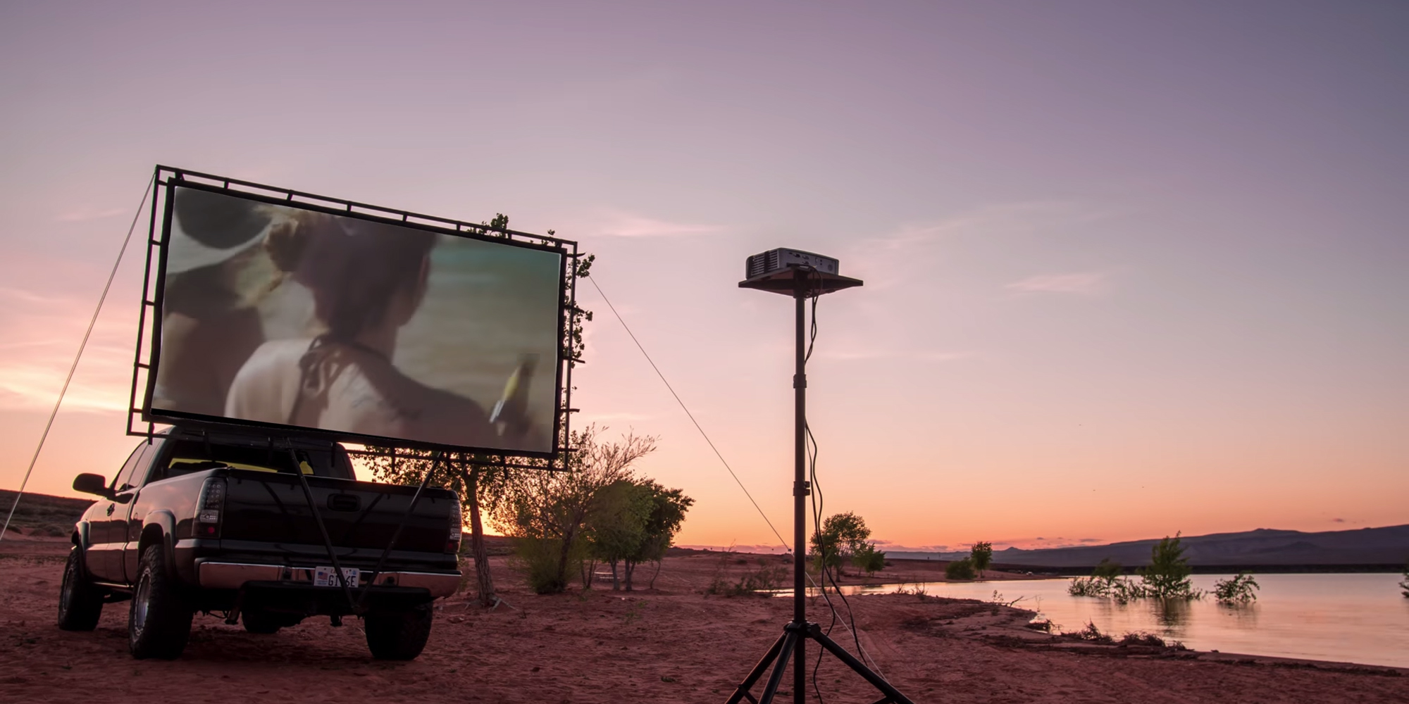 automobile，slide projector，film，originality，