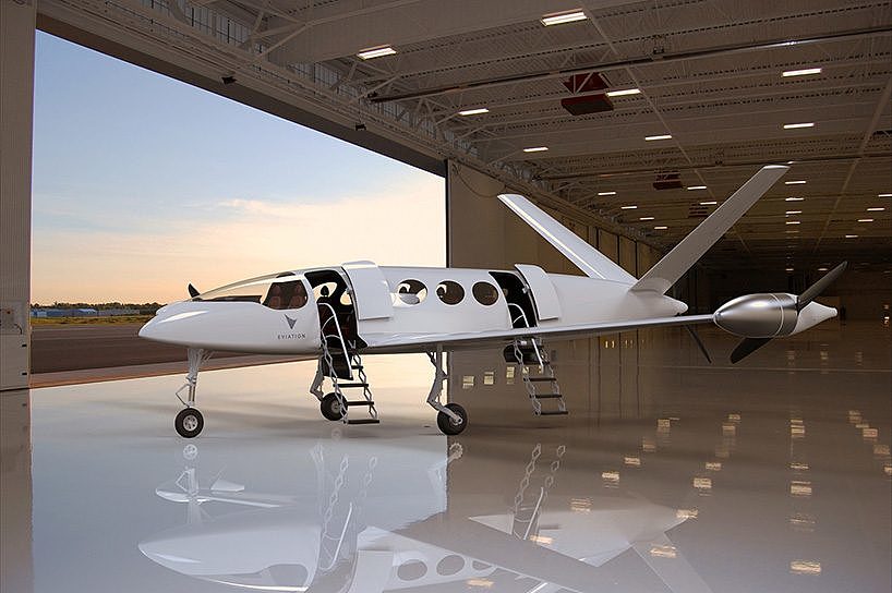France，aircraft，white，5.8m，pollution-free，9 people，