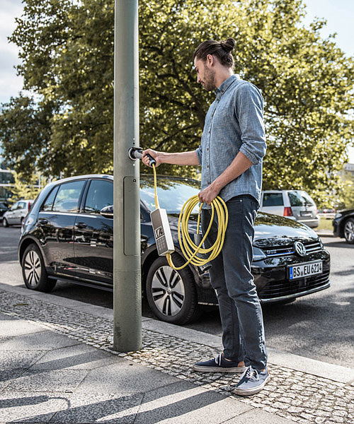 convenient，Charging pile，electric vehicle，city，led，