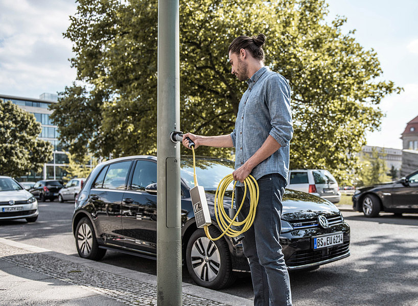 convenient，Charging pile，electric vehicle，city，led，