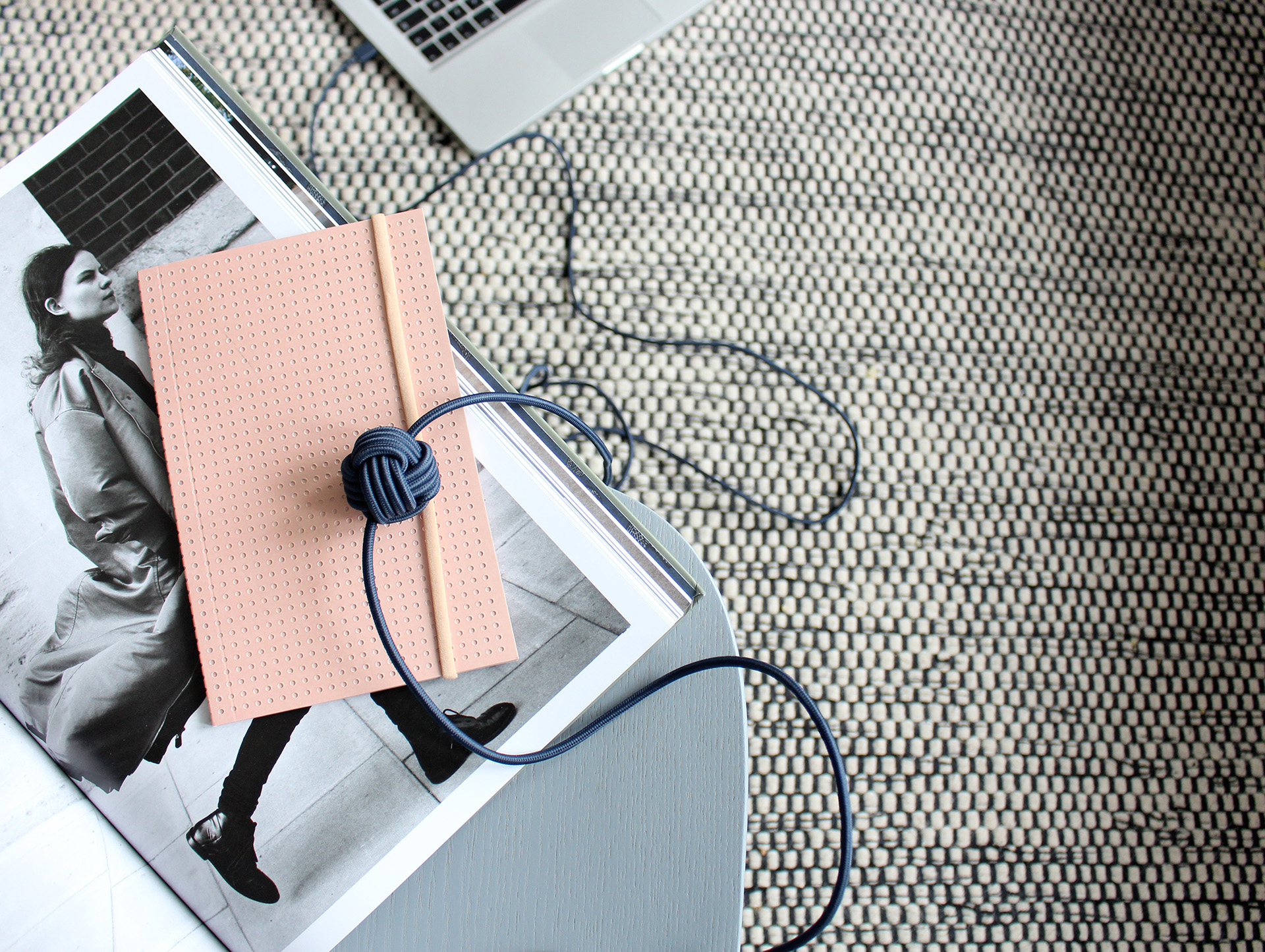 data line，Monkey fist knot，convenient，Charging cable，