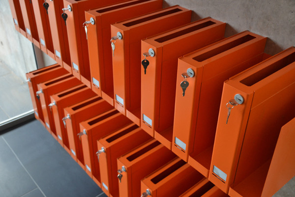 Lock band，folder，to work in an office，file，