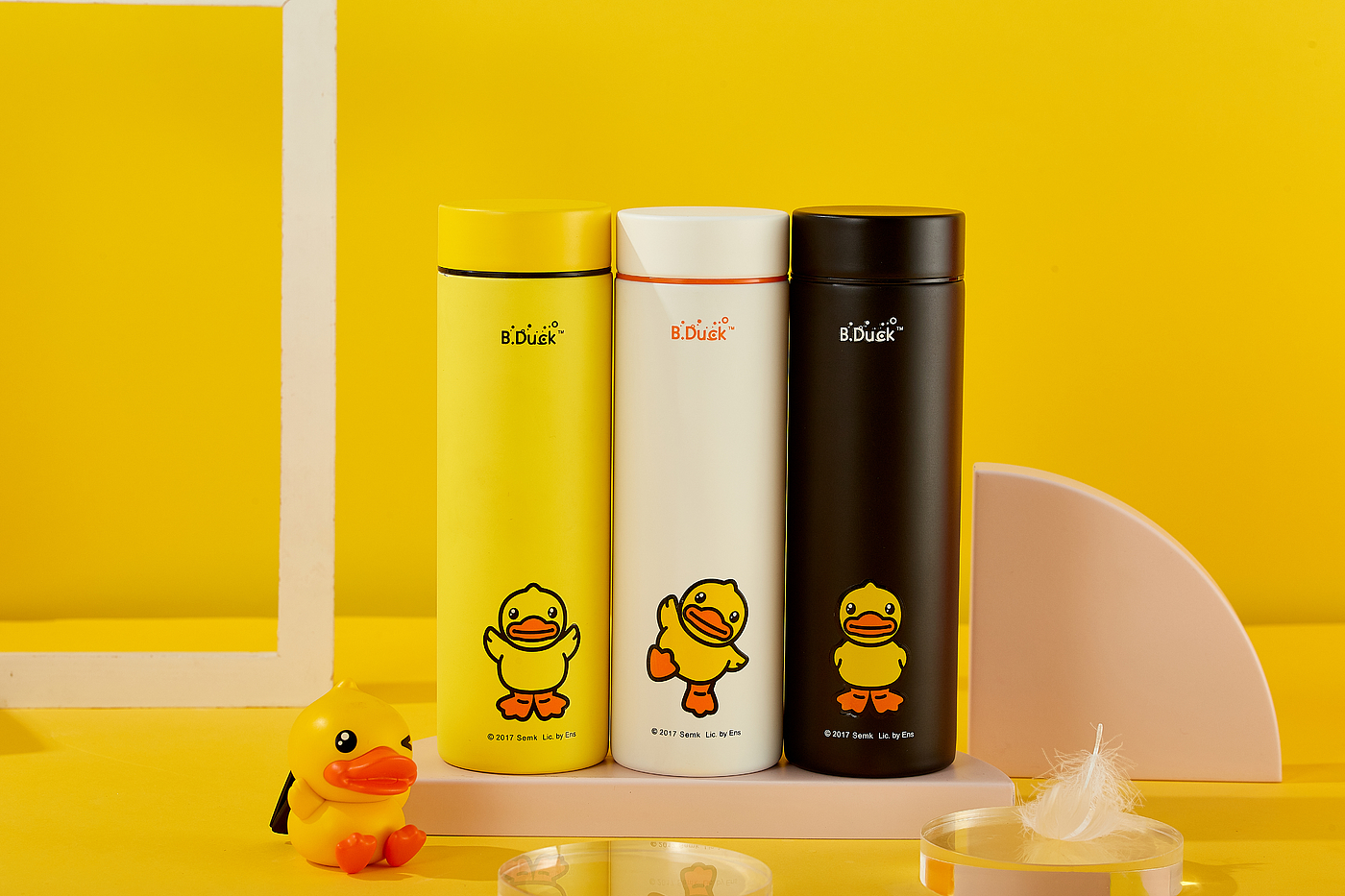 Children's straw thermos cup，
