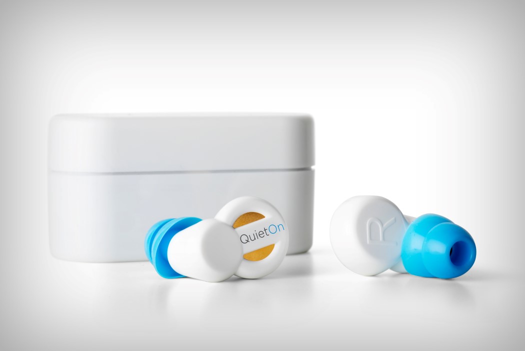 Microphone pick-up，Filtering frequency，Shielding noise，Earplugs，