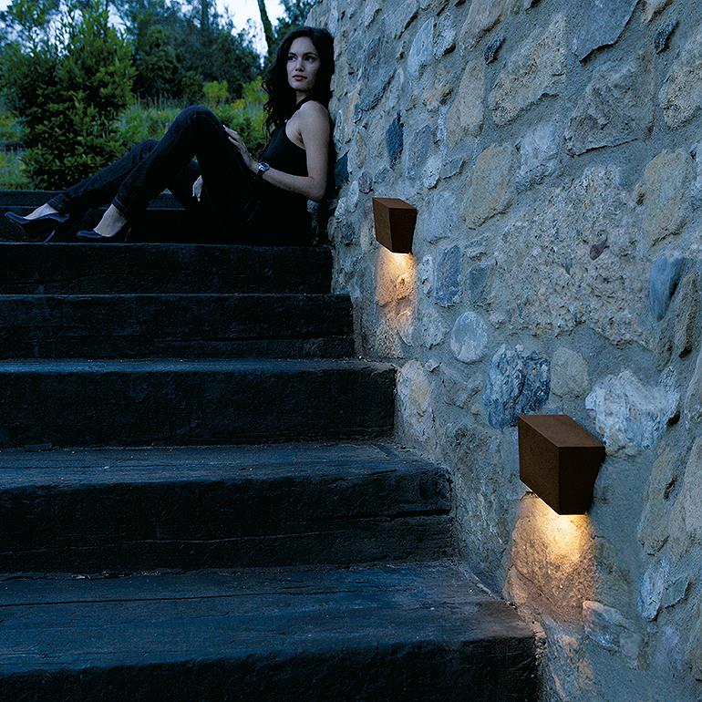 outdoor，Lamp design，warm，beautiful，lighting，
