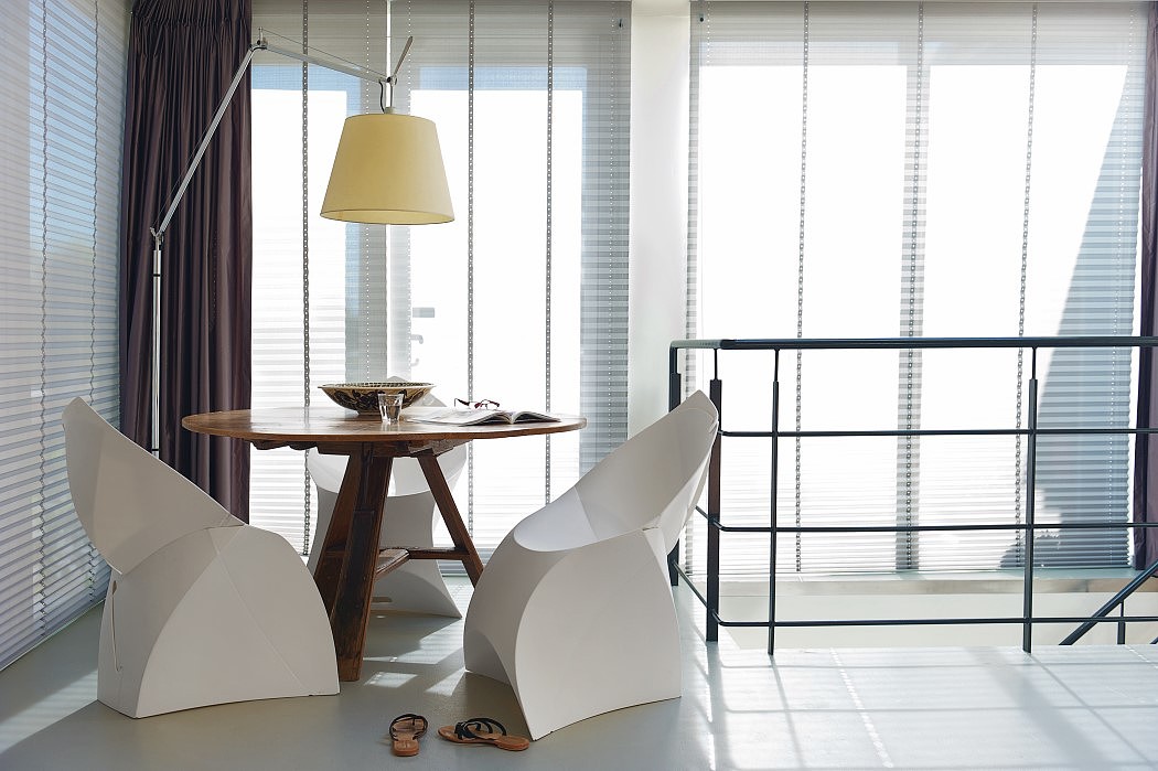 Receive，chair，Origami method，portable，fold，
