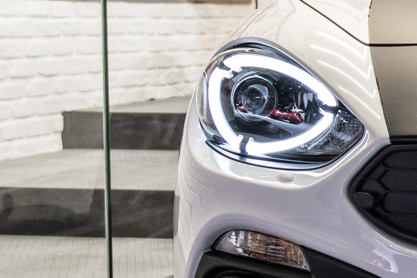 Tail light，vehicle，Automobile design，Tail lamp design，