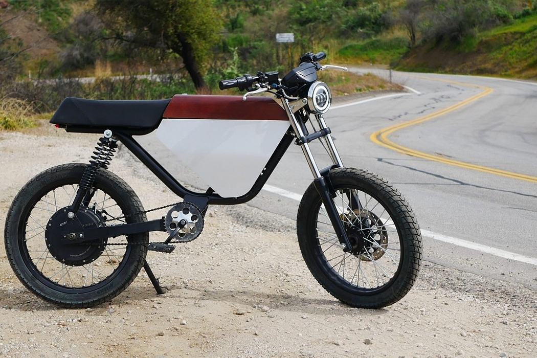 motorcycle，Electric，light，Retro，