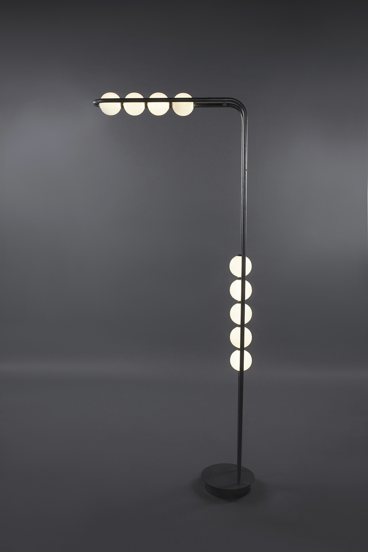 lighting，a chandelier，Floor lamp，Bauhaus ，