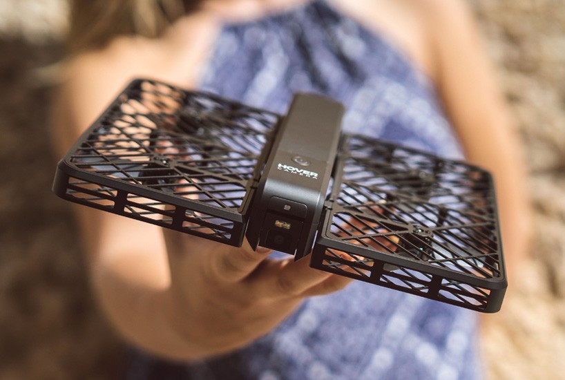 selfie，hover，UAV，Little black man，Apple，