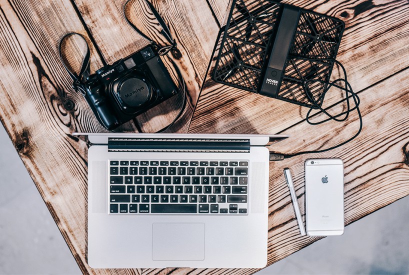 selfie，hover，UAV，Little black man，Apple，