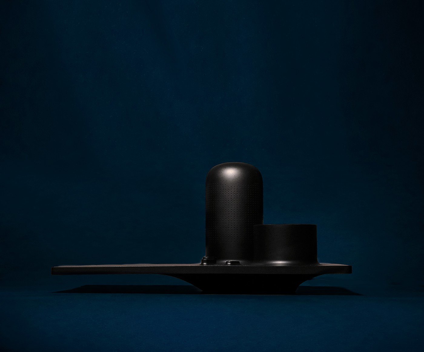 Urban forest，Desktop Wireless Speaker，wireless charger ，pen container，