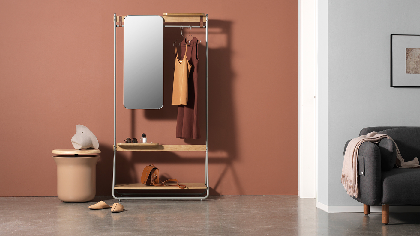 coat hanger，Simple and beautiful，Yes multifunctional clothes hanger，furniture design ，