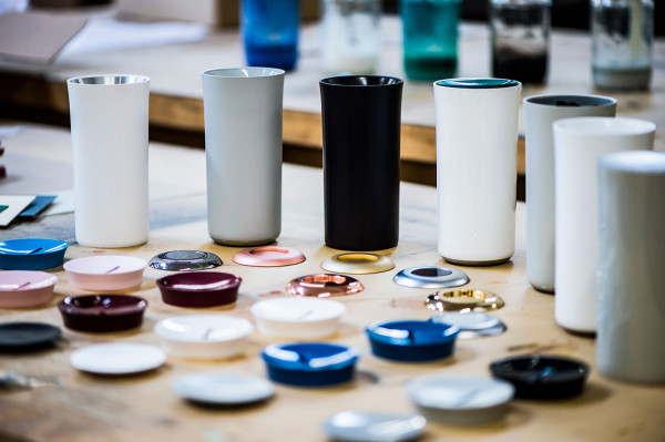 Intelligent water cup，yves，béhar，intelligence，