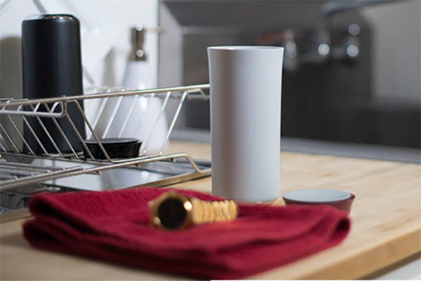 Intelligent water cup，yves，béhar，intelligence，